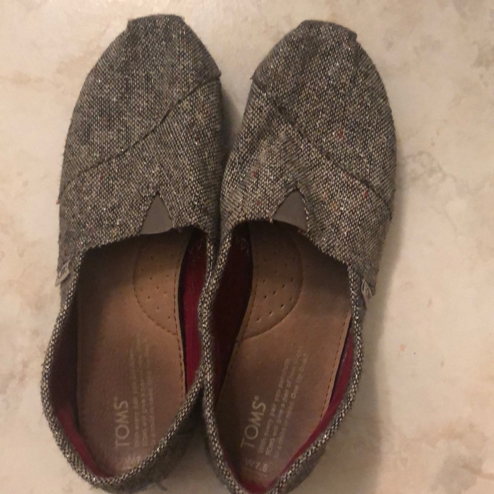 Toms shoes